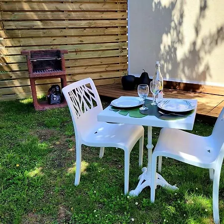 Ferienhaus Copacabana Tiny House Terrasse Jardin Saint-Aignan-Grand-Lieu