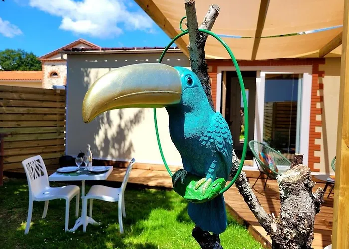 Copacabana Tiny House Terrasse Jardin Casa de Férias Saint-Aignan-Grand-Lieu
